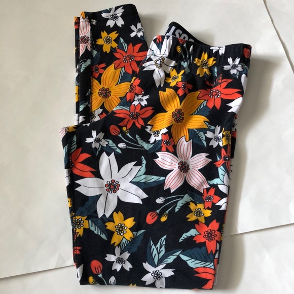 Nike Pants - Nike floral leggings! SZ M!